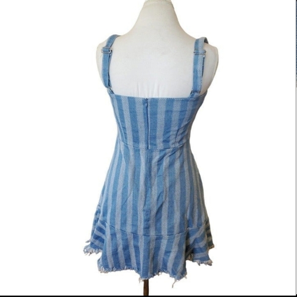 🆕Umgee | Striped Denim Dress Size Medium - Picture 4 of 16